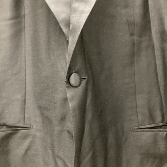 Brioni Black Tuxedo Satin Peak Lapel - Picture 3 of 3
